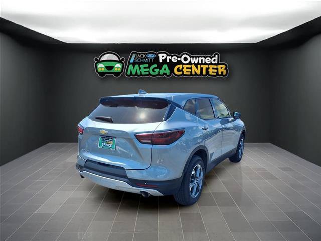 Used 2024 Chevrolet Blazer LT FWD image 22