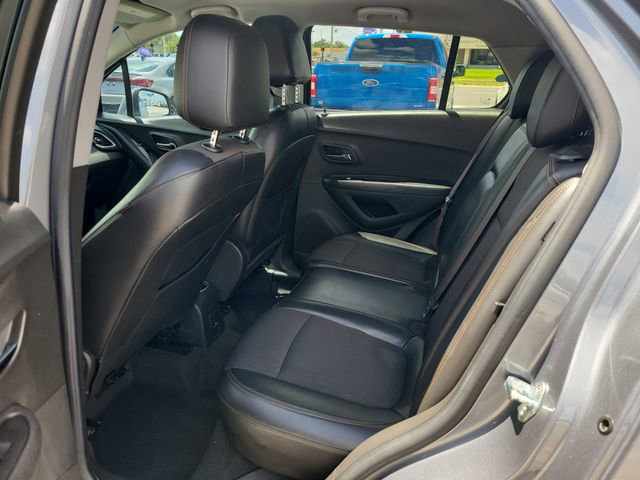 Used 2019 Chevrolet Trax LT w/ LT Convenience Package FWD image 11