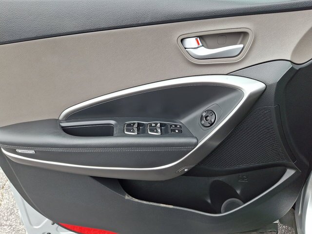 Used 2018 Hyundai Santa Fe Sport FWD image 13