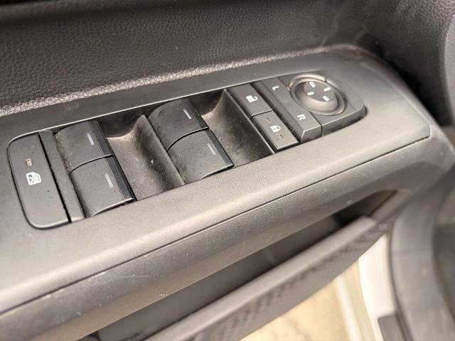 Used 2024 Toyota Tacoma TRD Off-Road AWD/4WD image 13