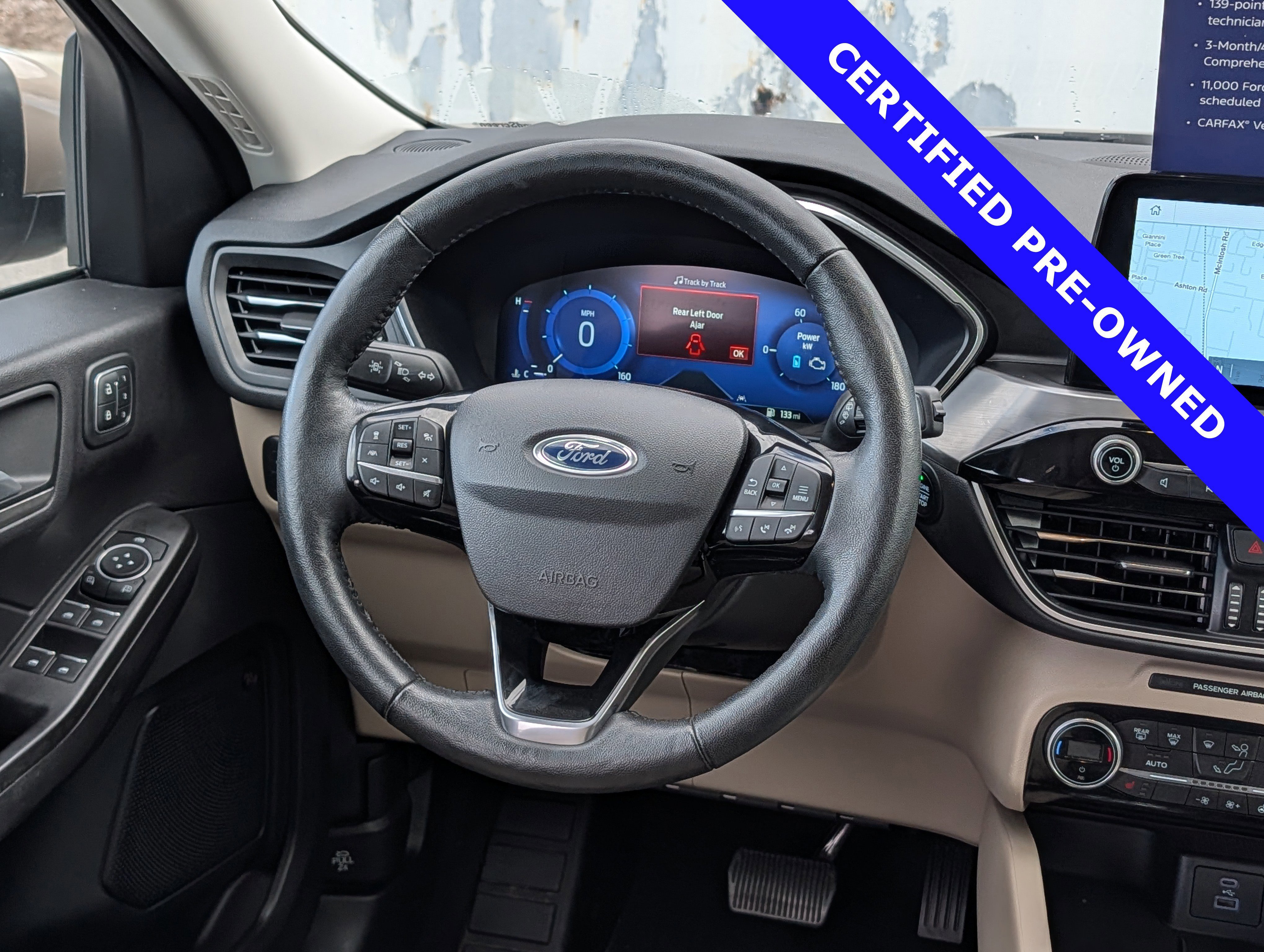 Certified 2021 Ford Escape Titanium FWD image 16