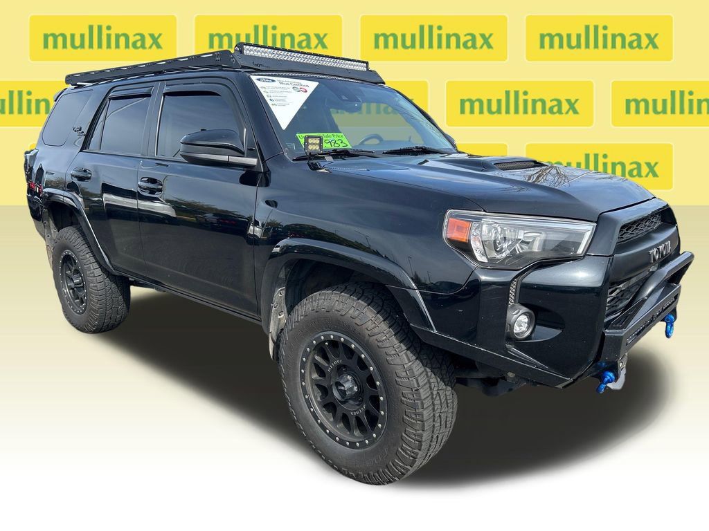 Used 2022 Toyota 4Runner TRD Off-Road image 1