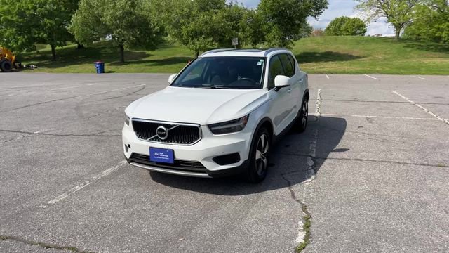Used 2020 Volvo XC40 T5 Momentum w/ Protection Package Premier AWD/4WD image 42