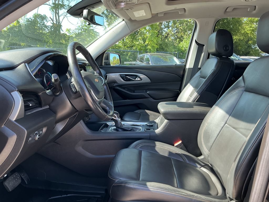 Used 2021 Chevrolet Traverse LT AWD/4WD image 15
