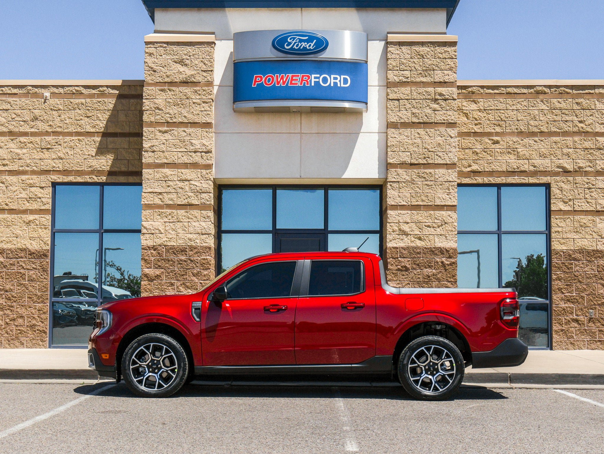 Certified 2026 Ford Maverick XLT FWD image 6