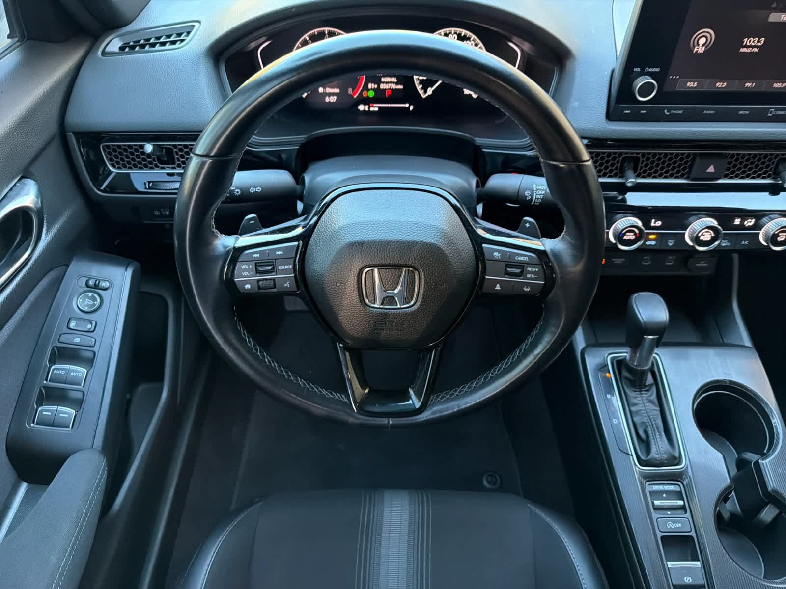 Used 2025 Honda Civic Sport image 14