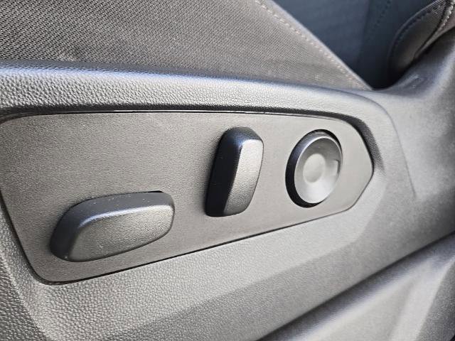 Used 2023 Chevrolet Silverado 1500 Custom image 19