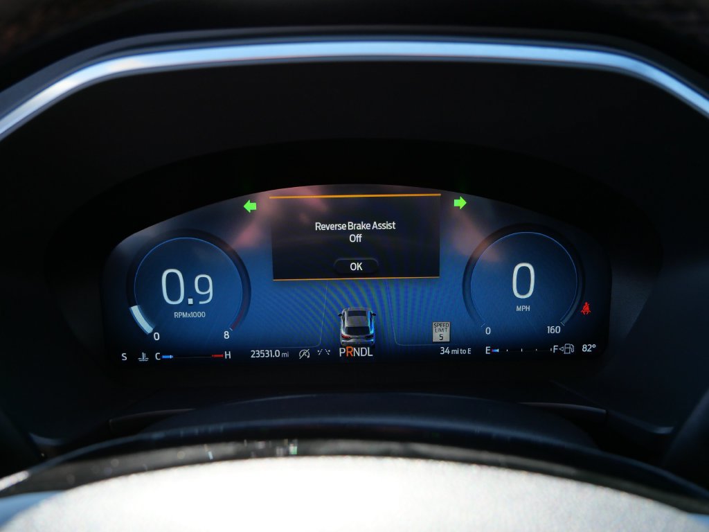 Certified 2025 Ford Escape Platinum AWD/4WD image 30