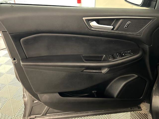 Certified 2023 Ford Edge SE image 15