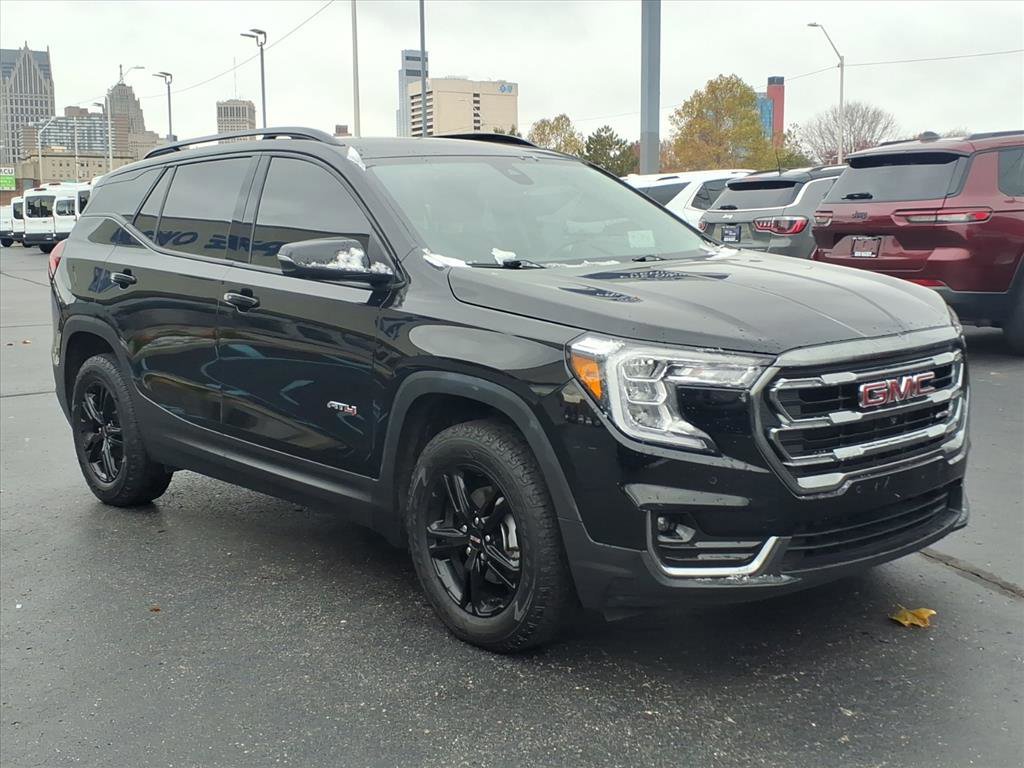 Used 2023 GMC Terrain AT4 w/ Tech Package image 5