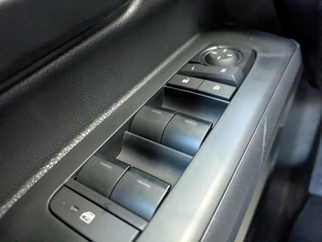 Used 2025 Toyota Tacoma SR5 image 19