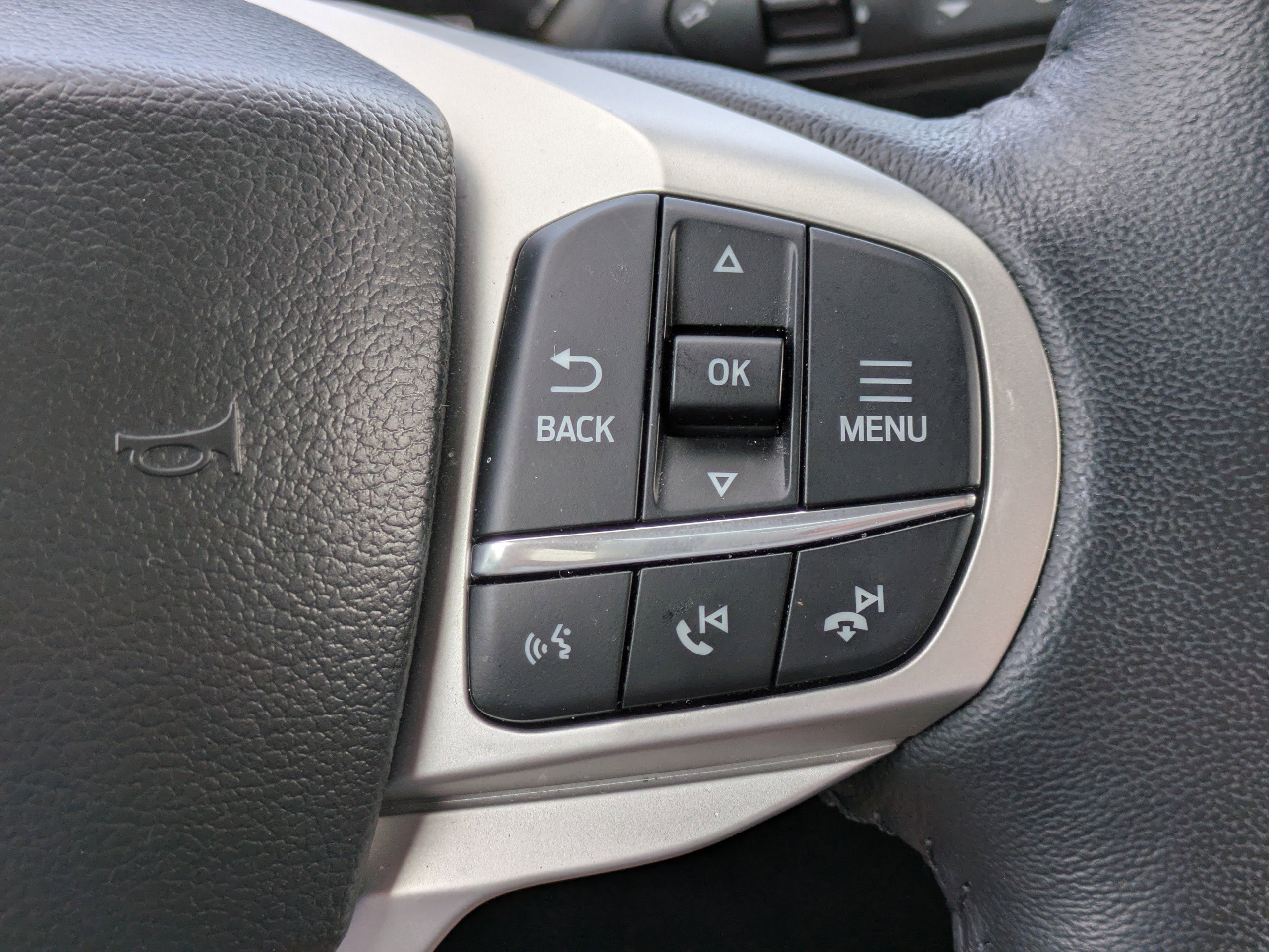 Certified 2023 Ford Explorer XLT w/ Equipment Group 202A image 22