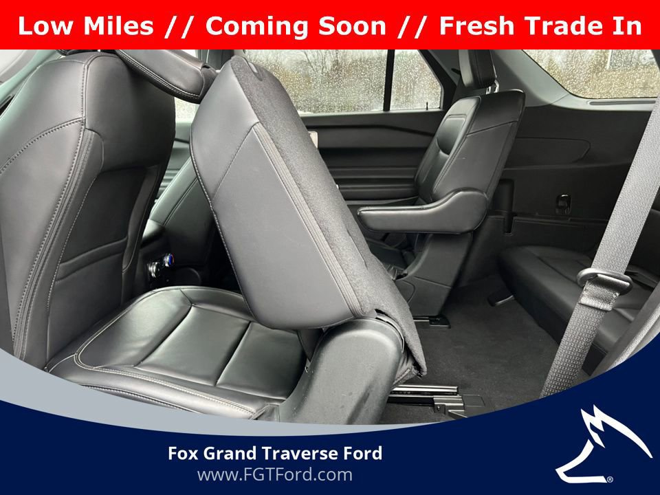 Certified 2021 Ford Explorer XLT w/ Equipment Group 202A image 11