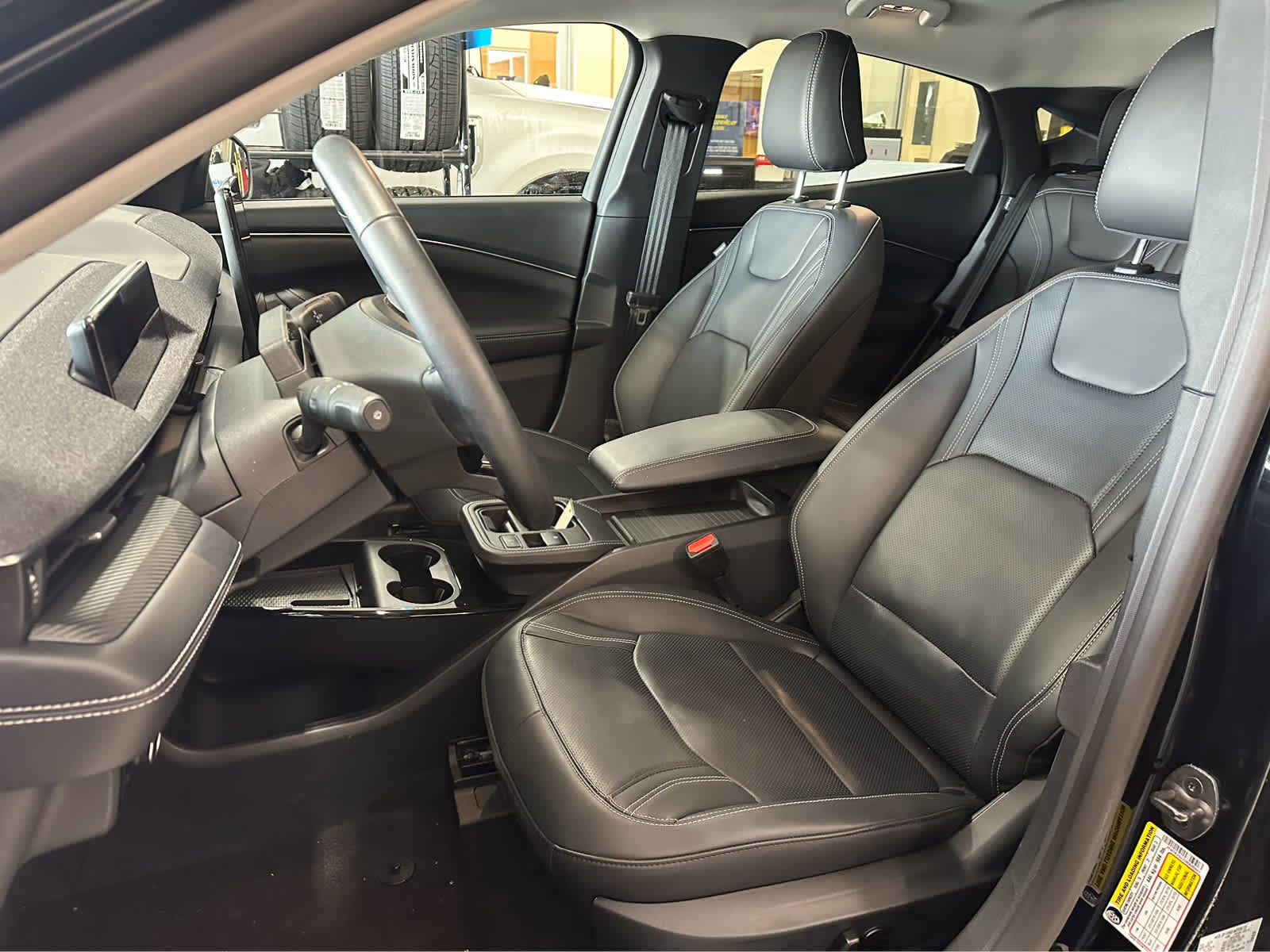 Certified 2025 Ford Mustang Mach-E Premium image 25