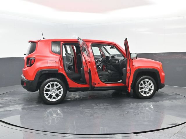 Used 2023 Jeep Renegade Latitude AWD/4WD image 26