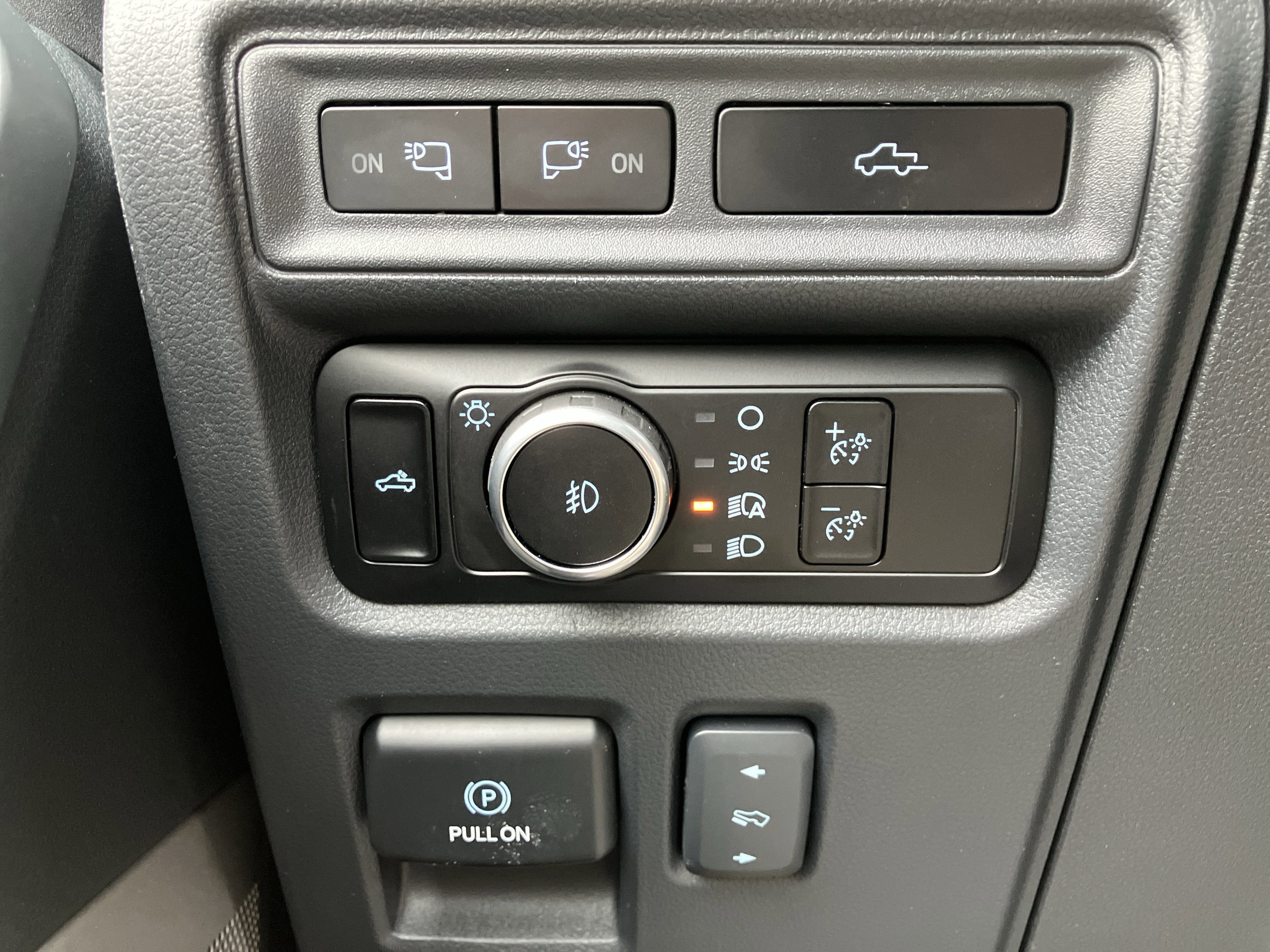 Certified 2023 Ford F150 Lariat w/ Equipment Group 502A High image 35