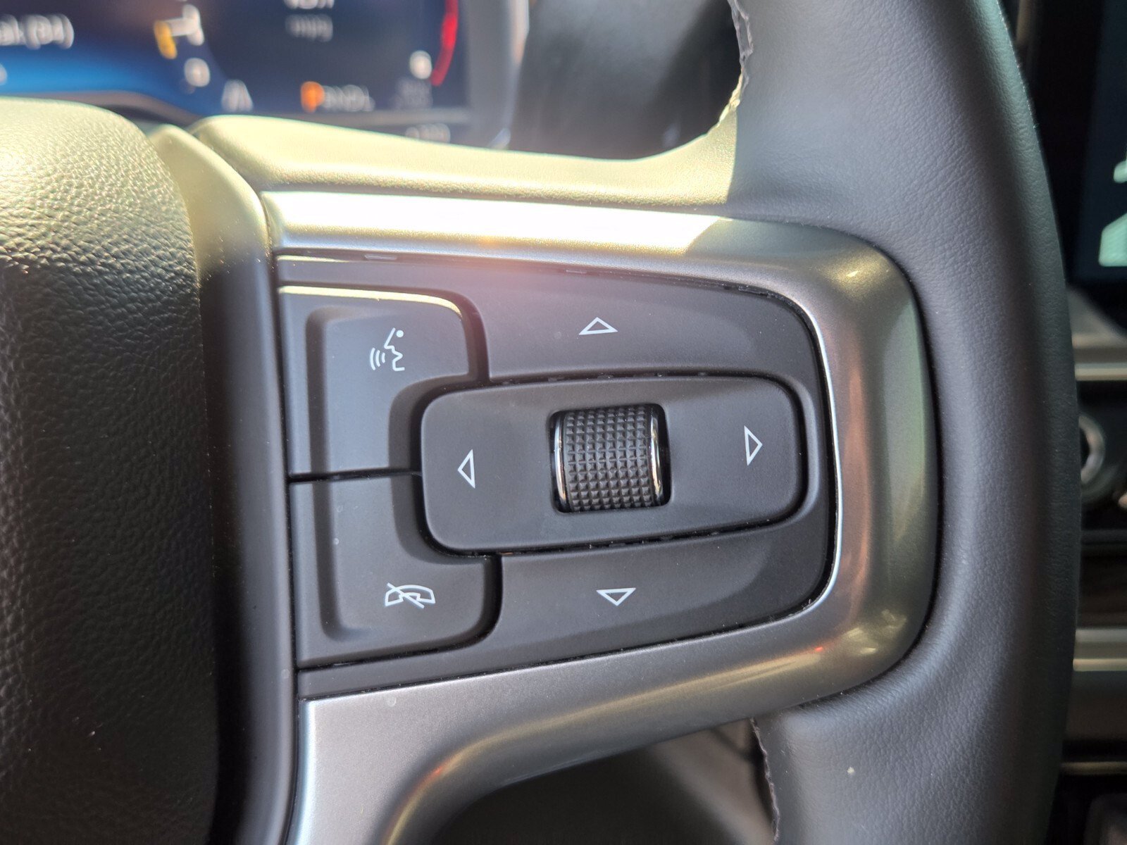 Used 2024 Chevrolet Silverado 2500 LT w/ Convenience Package RWD image 18
