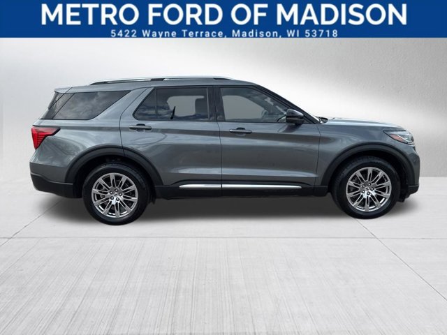 Certified 2025 Ford Explorer Platinum AWD/4WD image 1