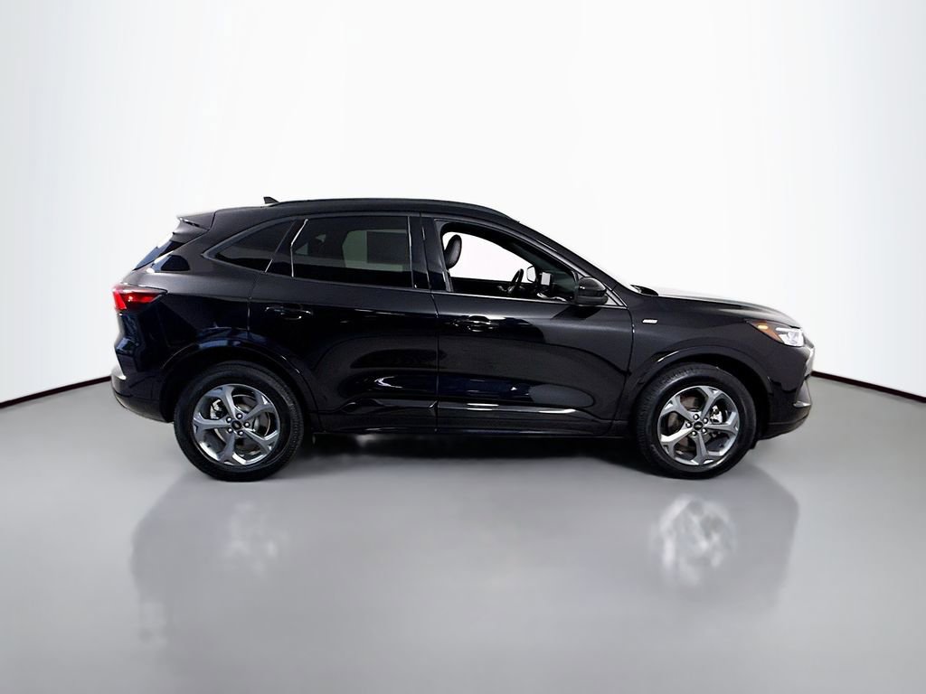 Certified 2023 Ford Escape ST-Line Select w/ Tech Pack #1 AWD/4WD image 13