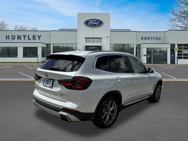 Used 2023 BMW X3 xDrive30i AWD/4WD image 3