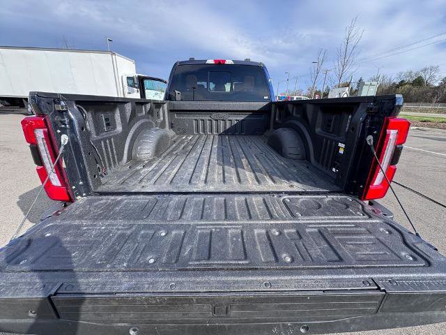 Certified 2024 Ford F250 Platinum w/ FX4 Off-Road Package AWD/4WD image 11