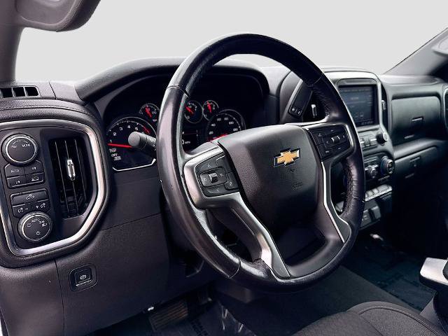 Used 2022 Chevrolet Silverado 1500 LT AWD/4WD image 9