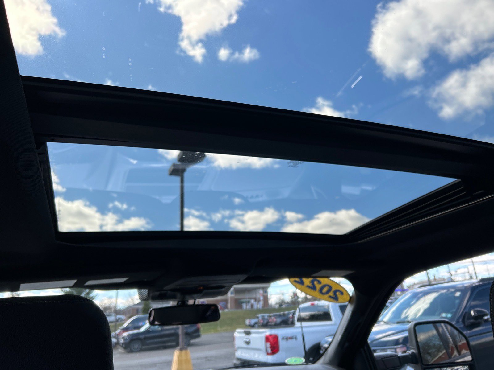 Certified 2022 Ford F150 XLT w/ Equipment Group 302A High image 4