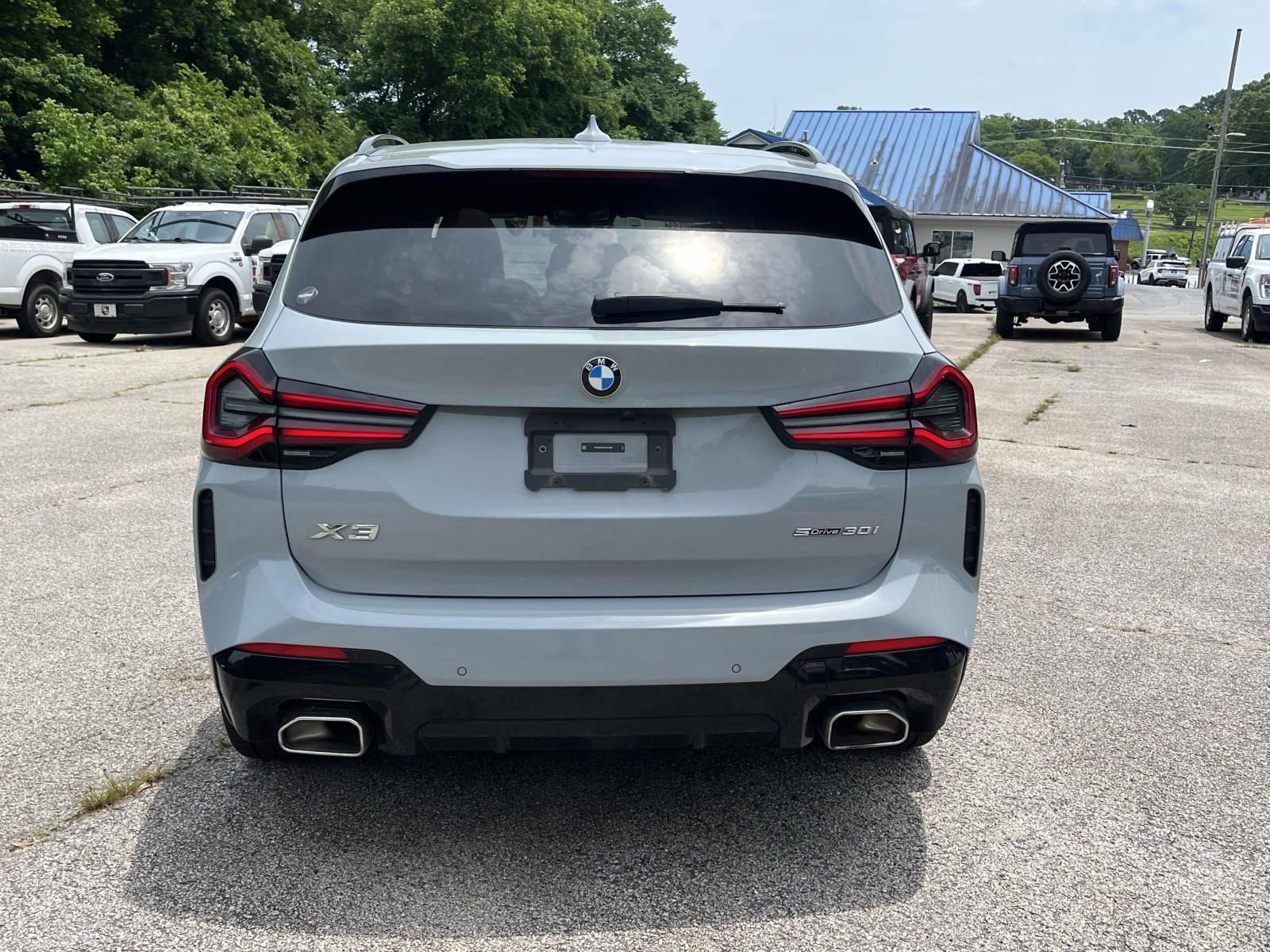 Used 2024 BMW X3 sDrive30i w/ Premium Package RWD image 4