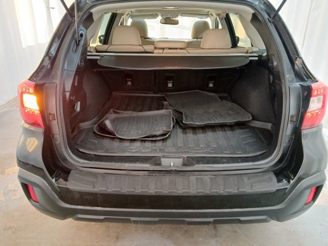 Used 2018 Subaru Outback 2.5i Limited w/ Popular Package #2 image 28