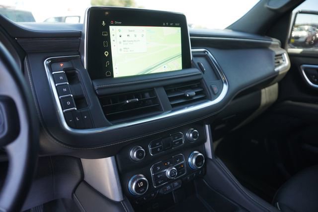 Used 2023 GMC Yukon XL SLT w/ SLT Premium Package image 29