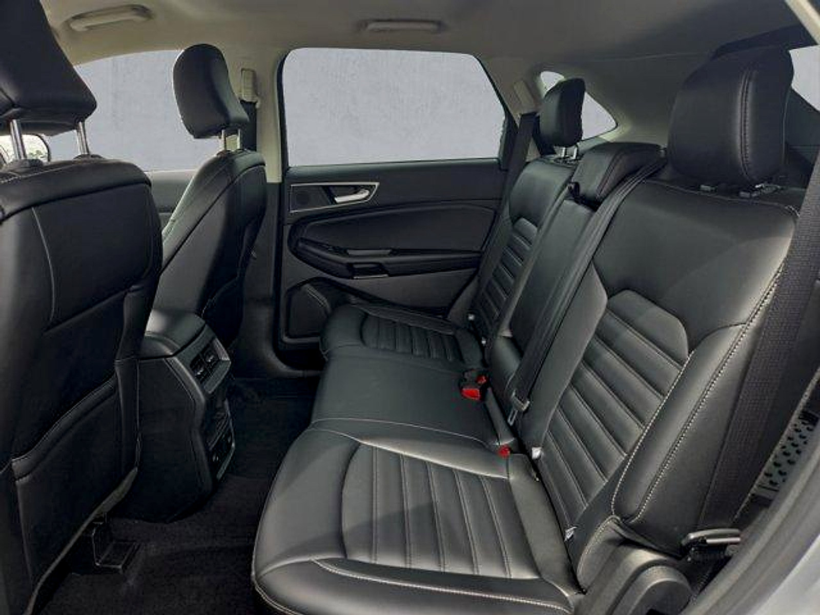 Certified 2024 Ford Edge SEL w/ Convenience Package AWD/4WD image 23