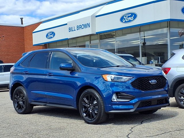 Certified 2024 Ford Edge ST-Line w/ Class II Trailer Tow Package AWD/4WD image 1