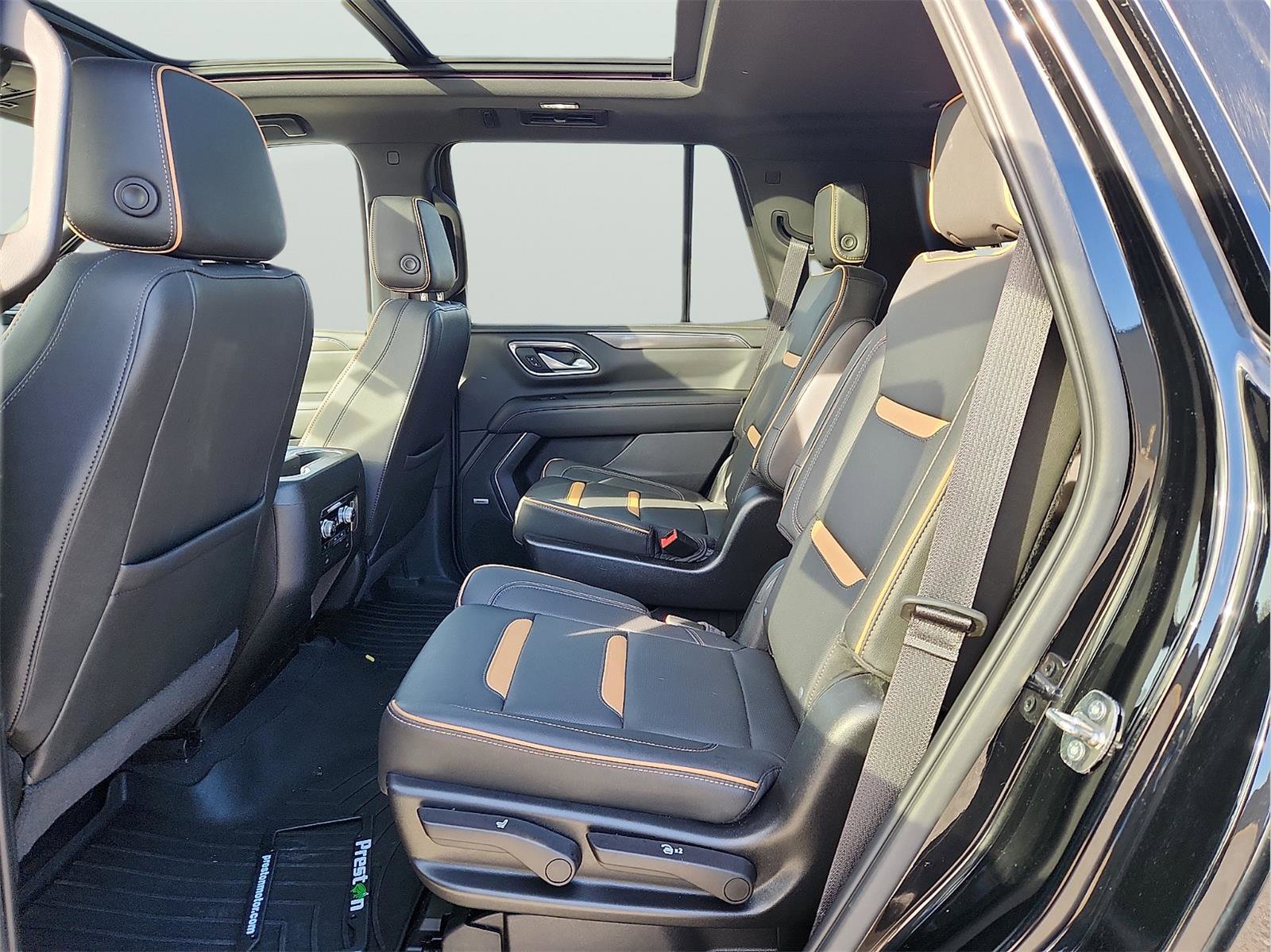 Used 2022 GMC Yukon AT4 w/ Max Trailering Package AWD/4WD image 11