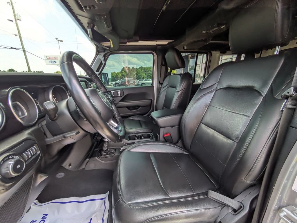 Used 2020 Jeep Wrangler Unlimited Sahara AWD/4WD image 23
