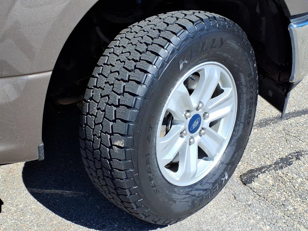Certified 2019 Ford F150 XL w/ Equipment Group 101A Mid AWD/4WD image 9