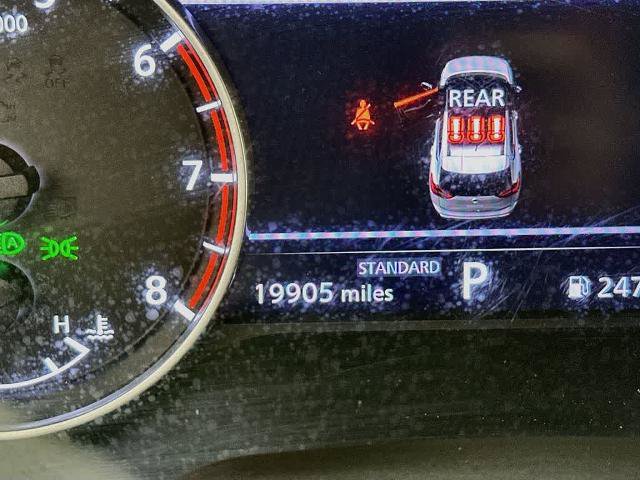 Used 2024 Nissan Rogue SV w/ SV Premium Package FWD image 20