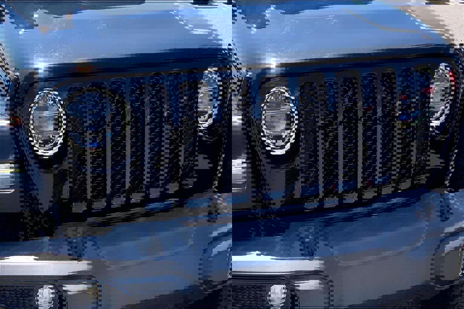 Used 2022 Jeep Gladiator Sport image 29