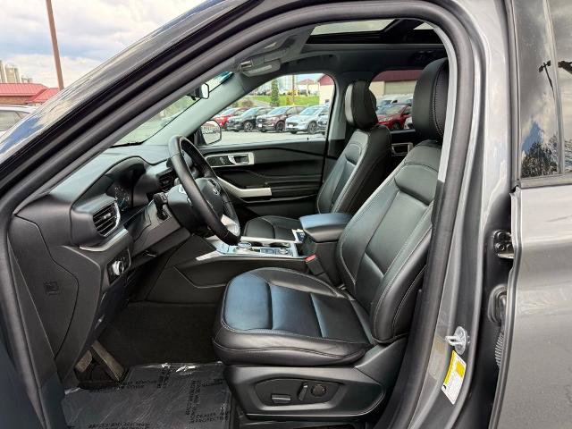 Certified 2023 Ford Explorer XLT w/ Equipment Group 202A AWD/4WD image 12