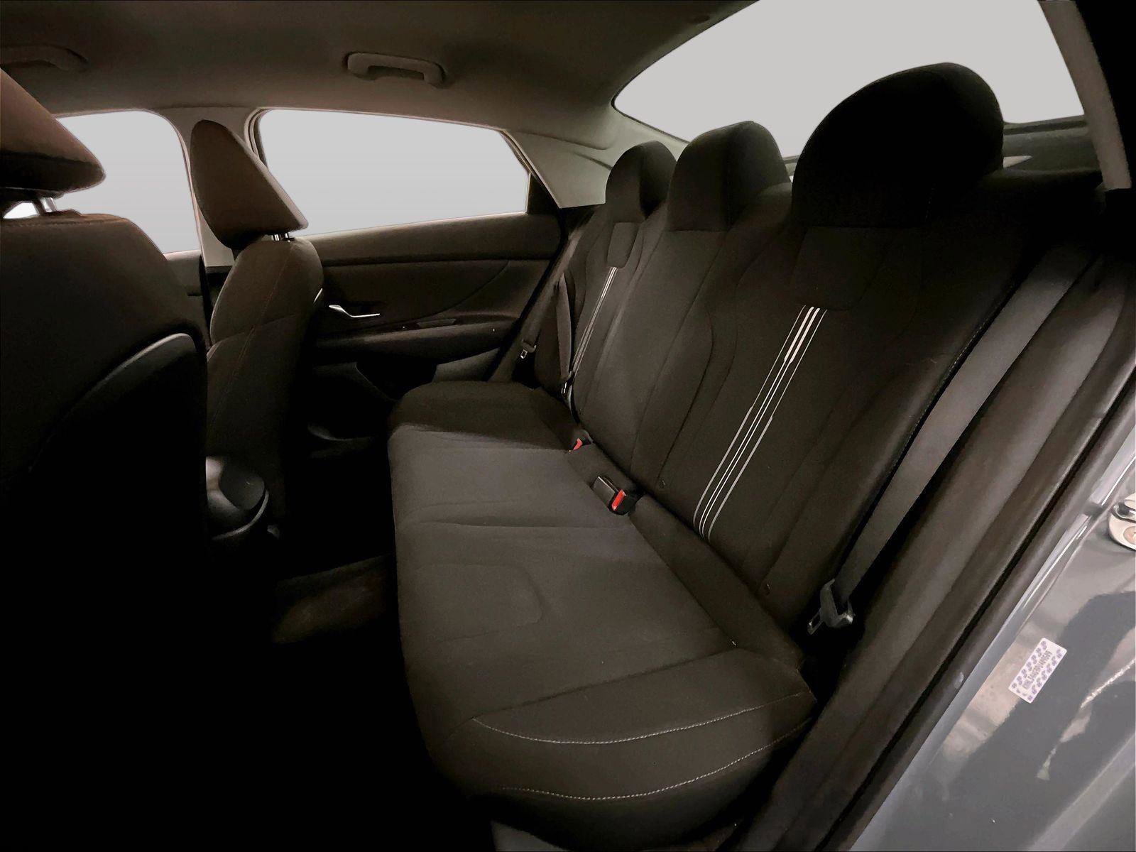 Used 2023 Hyundai Elantra SEL w/ Convenience Package FWD image 25