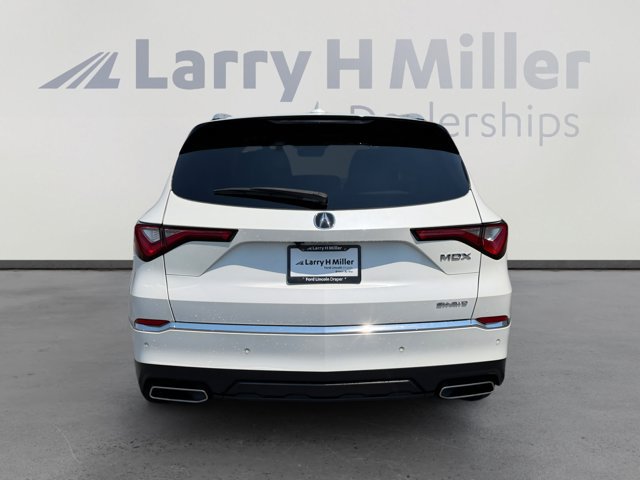 Used 2022 Acura MDX SH-AWD w/ Advance Package image 4