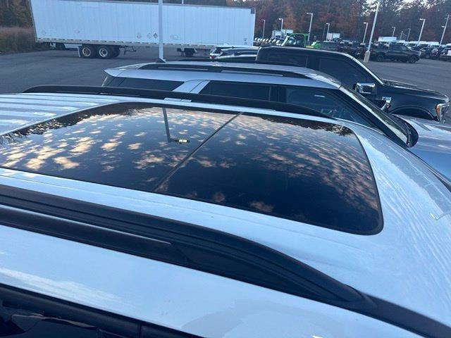 Certified 2023 Ford Explorer XLT w/ Equipment Group 202A AWD/4WD image 12