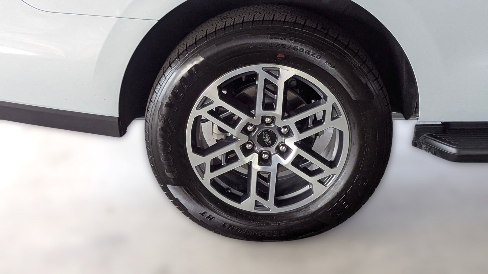 Certified 2025 Ford Expedition Active image 12