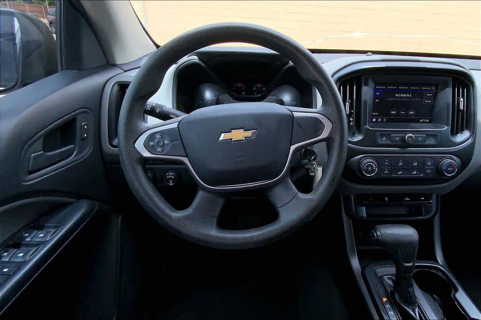 Used 2020 Chevrolet Colorado W/T w/ WT Convenience Package AWD/4WD image 6