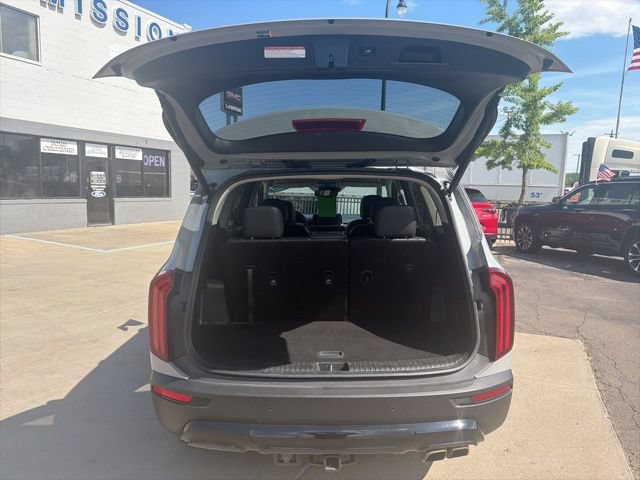 Used 2022 Kia Telluride EX w/ EX Premium Package AWD/4WD image 13