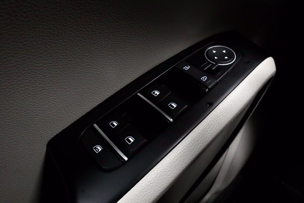 Used 2025 Kia Soul EX FWD image 27