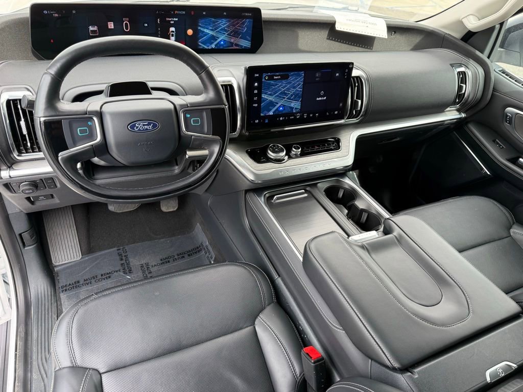 Certified 2025 Ford Expedition Platinum AWD/4WD image 10