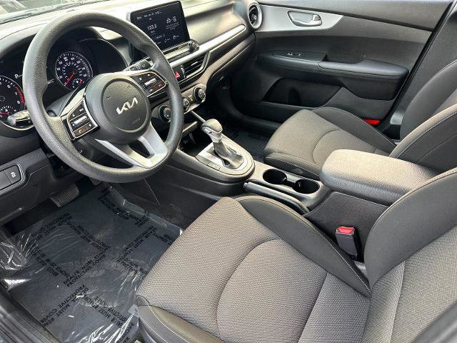 Used 2023 Kia Forte LXS image 9