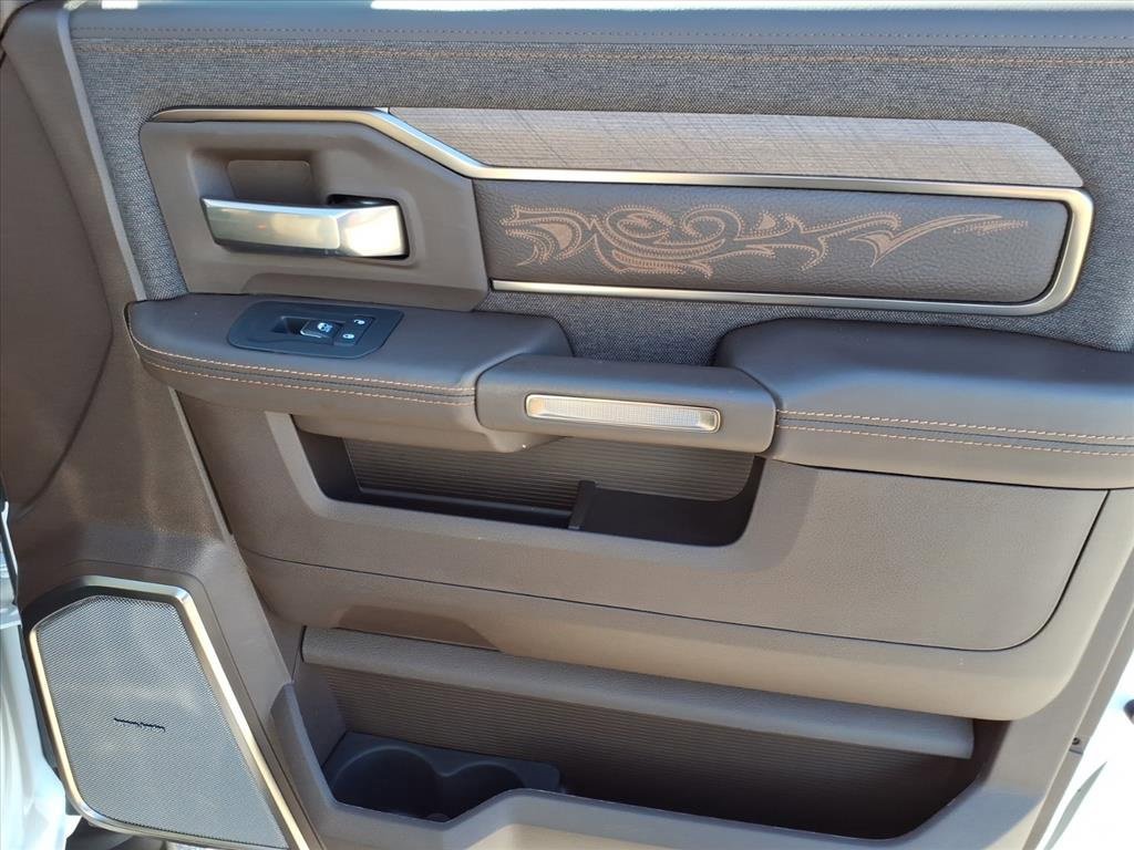 Used 2026 RAM 3500 Longhorn image 11