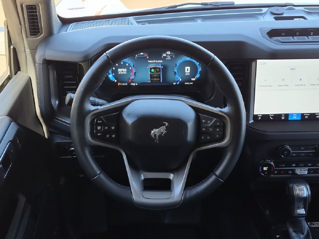 Certified 2025 Ford Bronco Badlands w/ Sasquatch Package AWD/4WD image 15