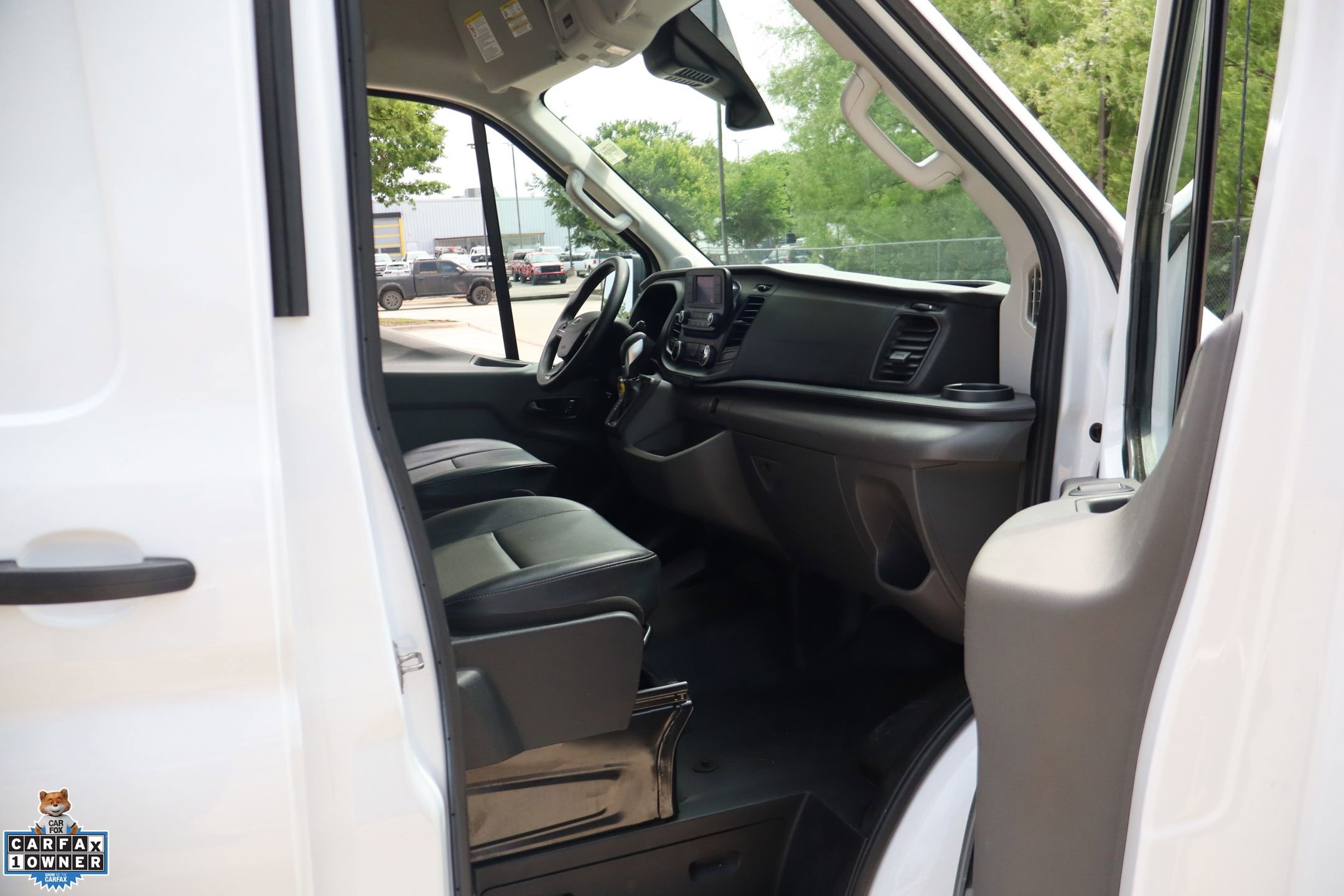 Certified 2024 Ford Transit 250 148 Medium Roof Extended AWD image 30